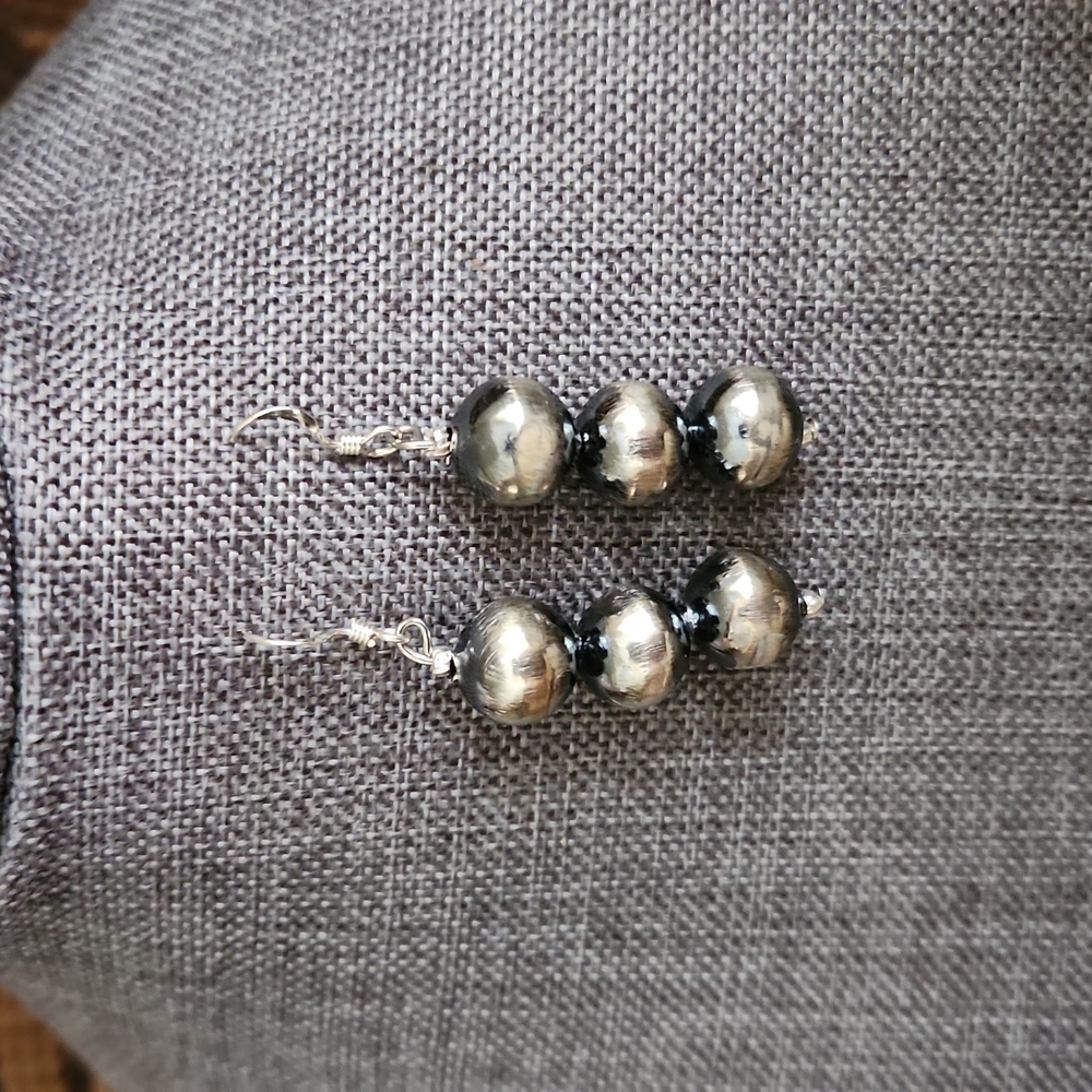 Gorgeous Native American Navajo Sterling Peal Earrings